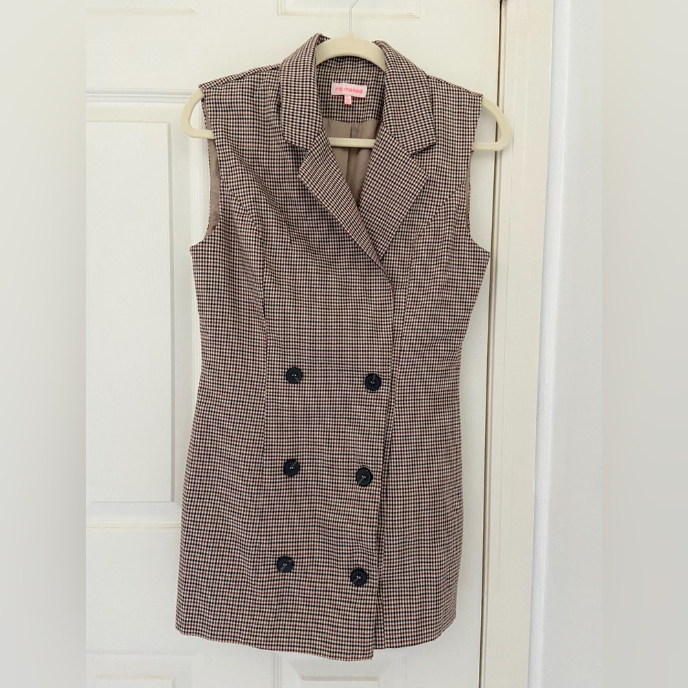 Sleeveless plaid suit/blazer mini dress
